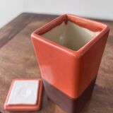 Pot en céramique avec couvercle