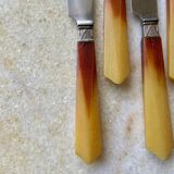 11 amber knives