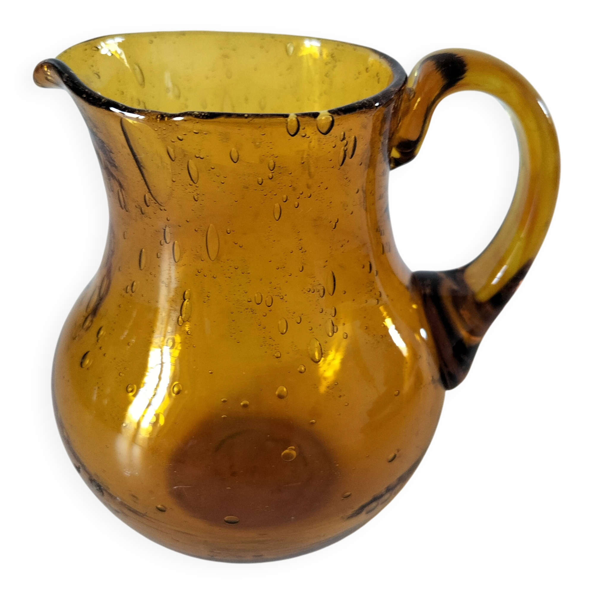 Petit pichet en verre bullé de Biot jaune doré
