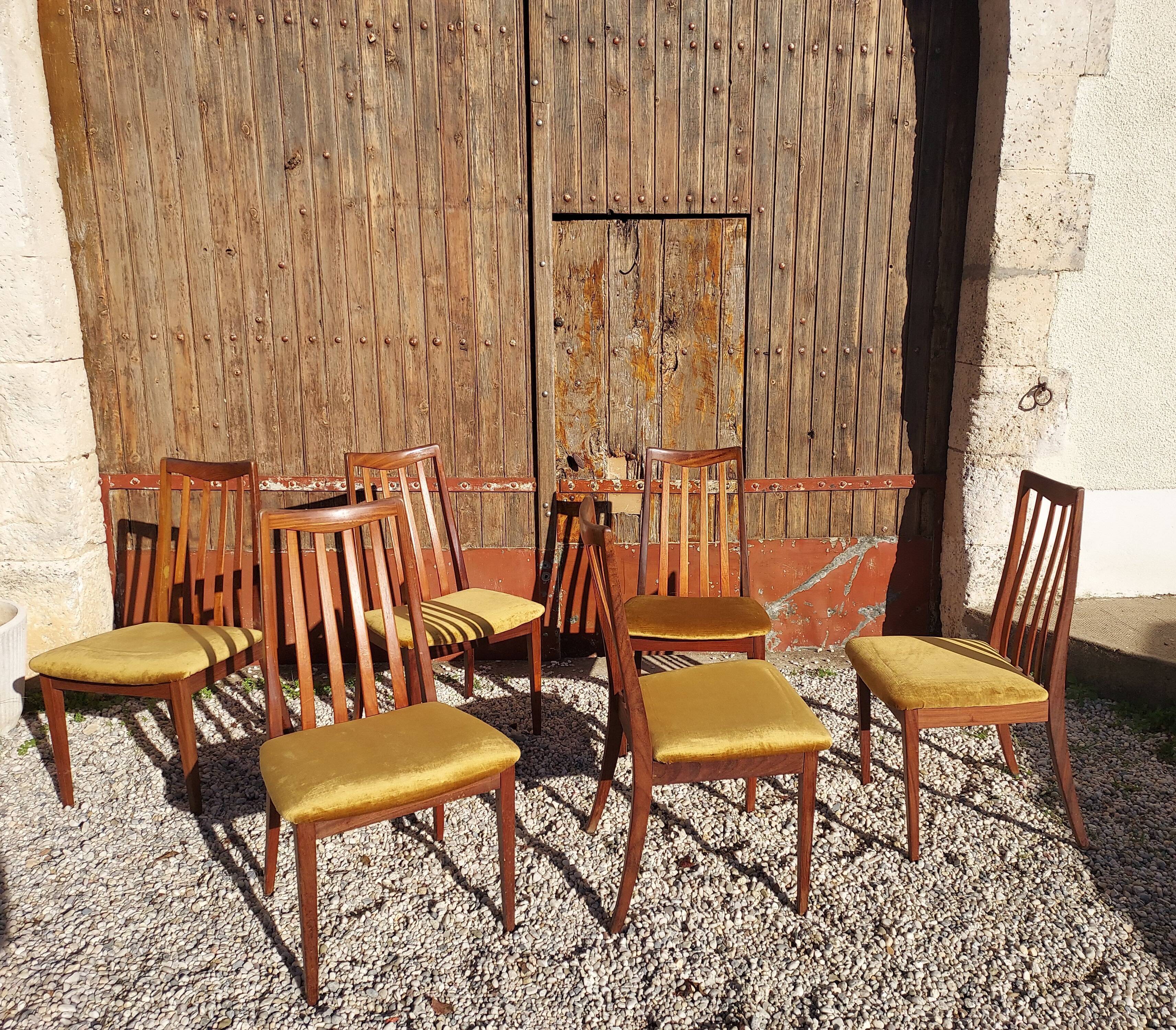 Teak chairs Leslie Dandy