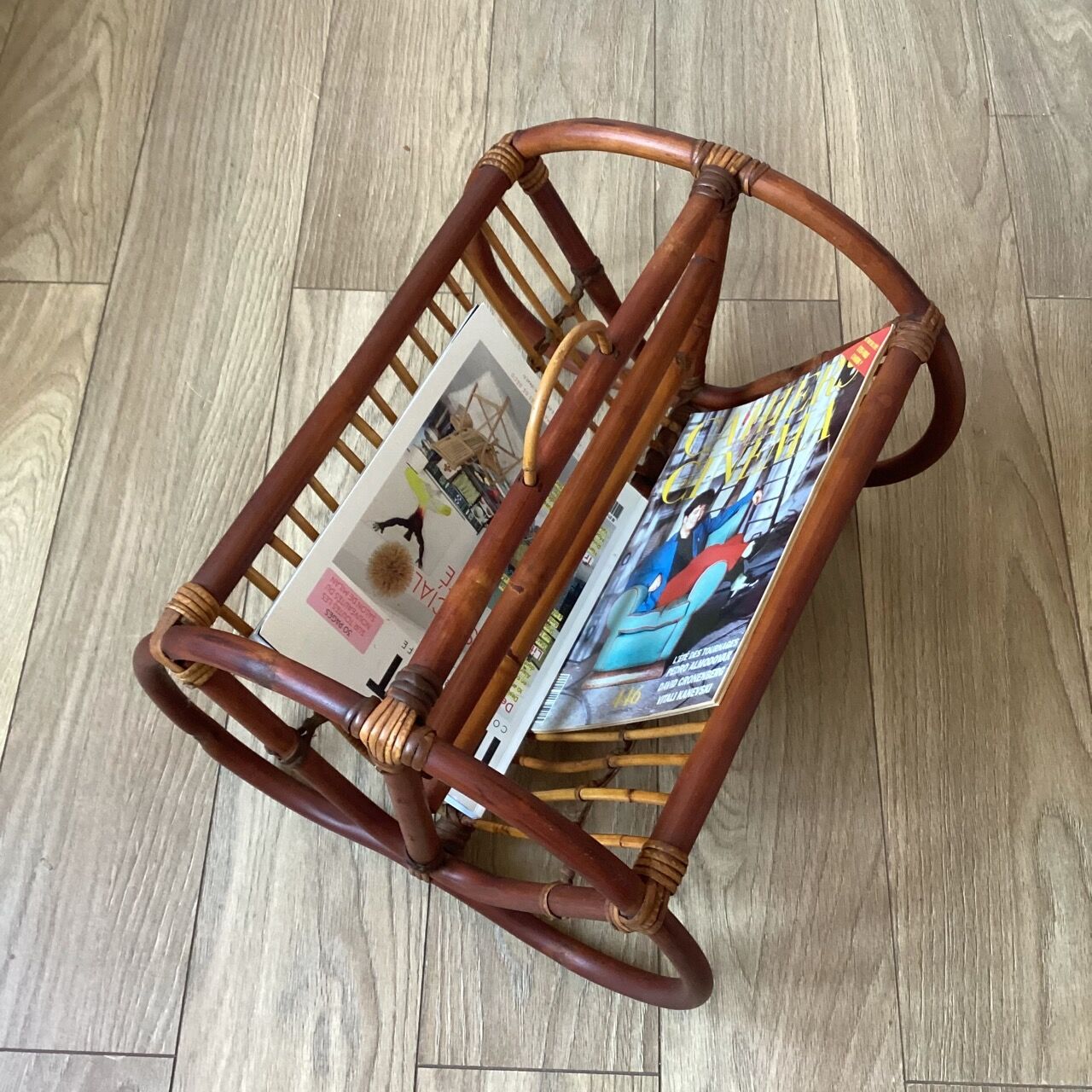 Porte-revues rotin vintage