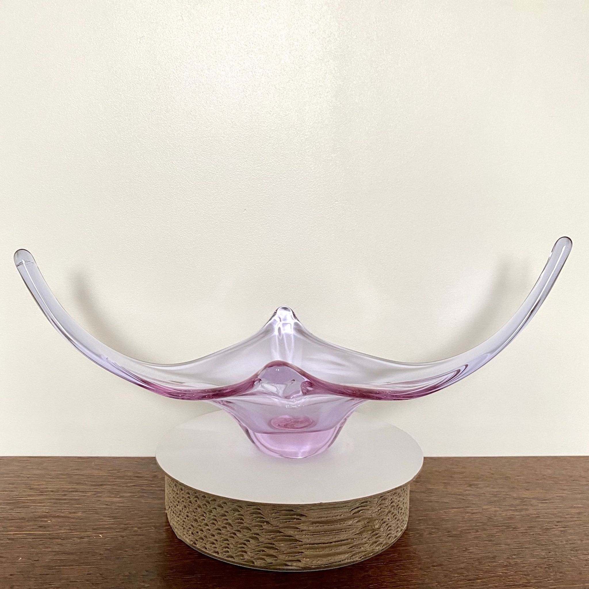 Murano - organic glass sculpture center bowl - Lilac