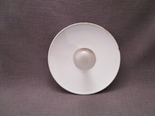 Old hanging lamp in green enamelled sheet metal