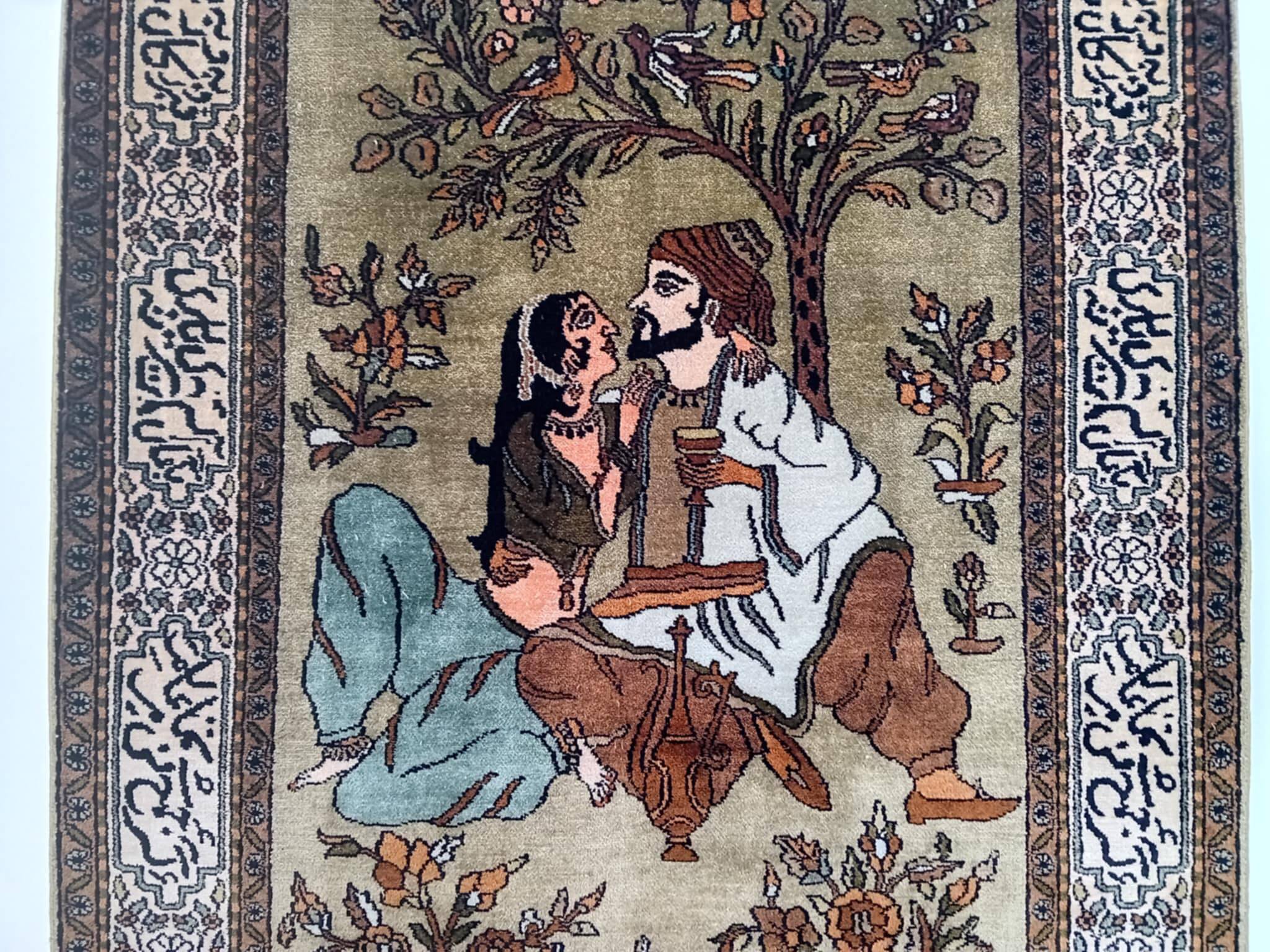 Handmade Persian Tabriz Silk Rug 92x61cm