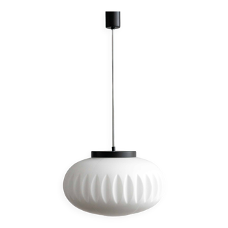Lampe à Suspension Vintage Tchécoslovaque en Verre Blanc par Osvětlovací Sklo, 1070