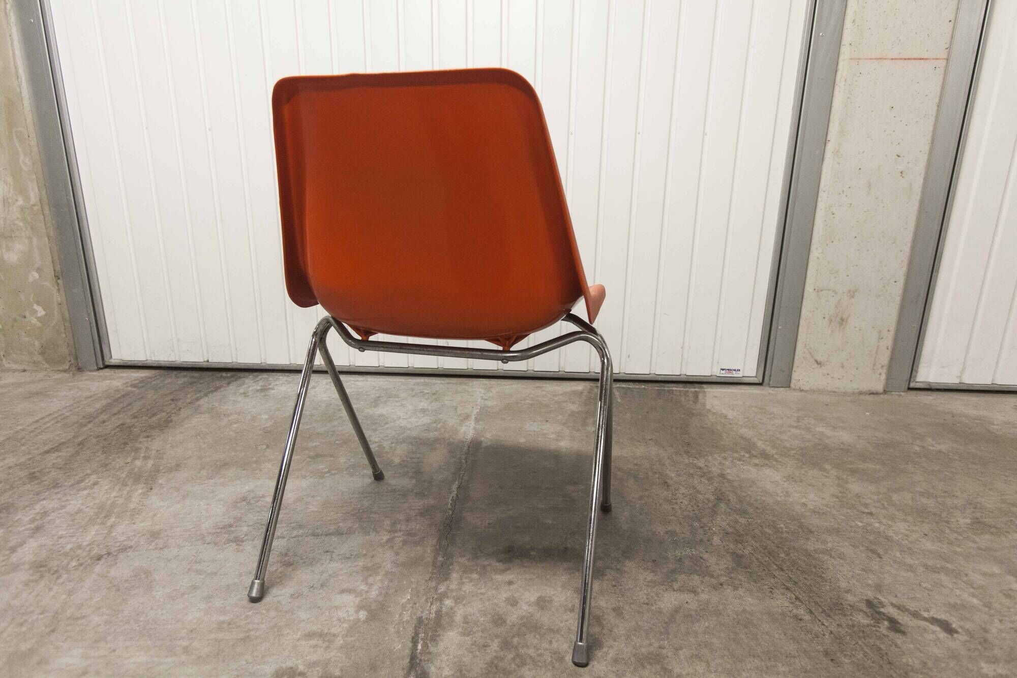 Hille chair Airborne seats creation Robin Day made in France