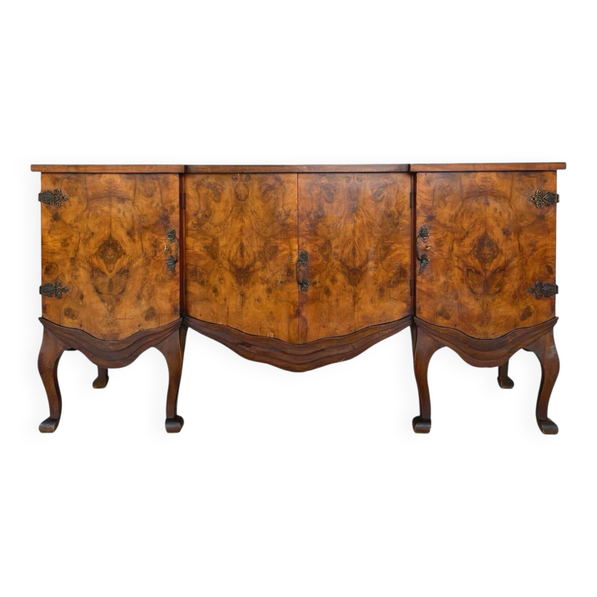 Walnut buffet, antique Italian, 1930s.