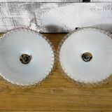 Pair of opaline suspensions