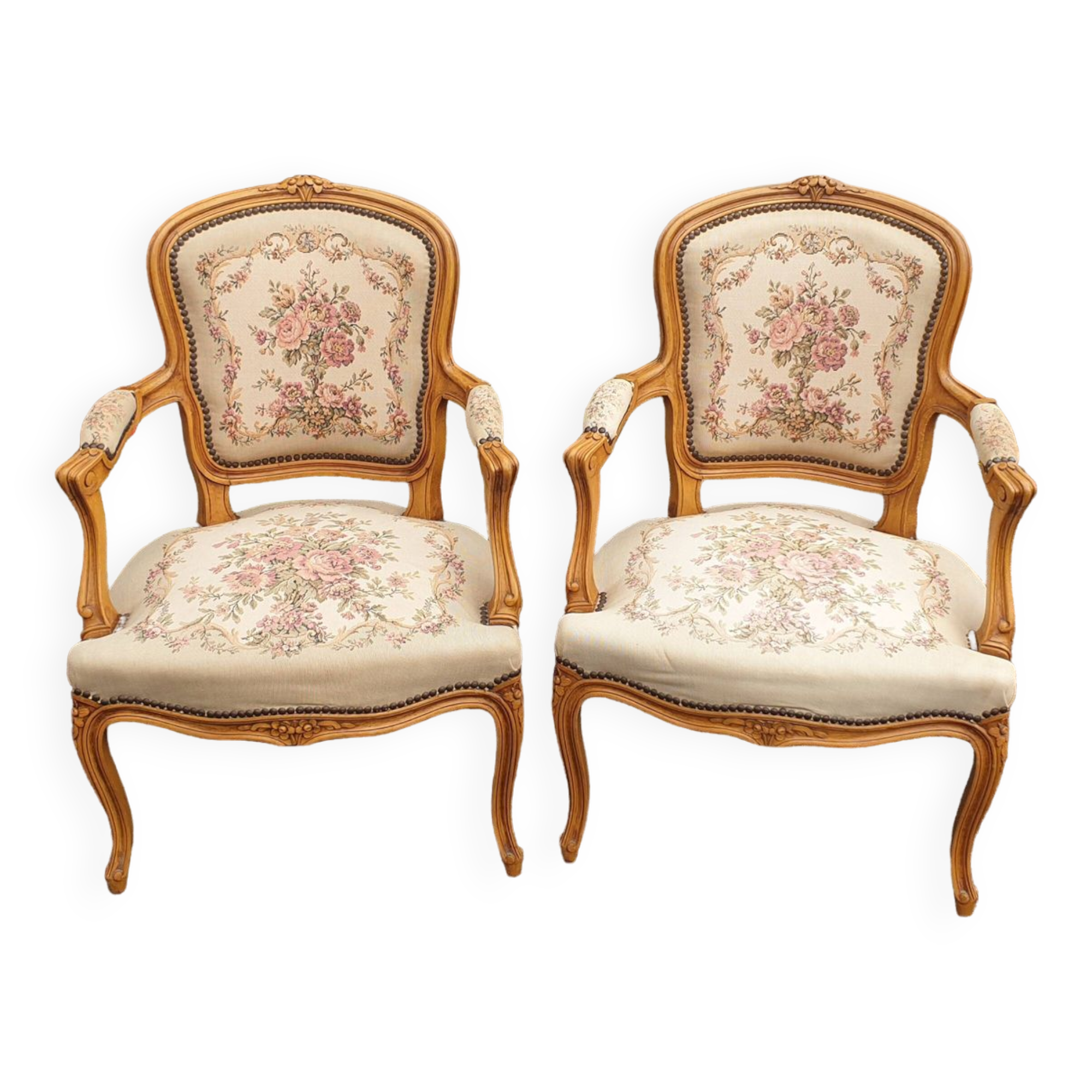Paire de fauteuils cabriolet Louis xv