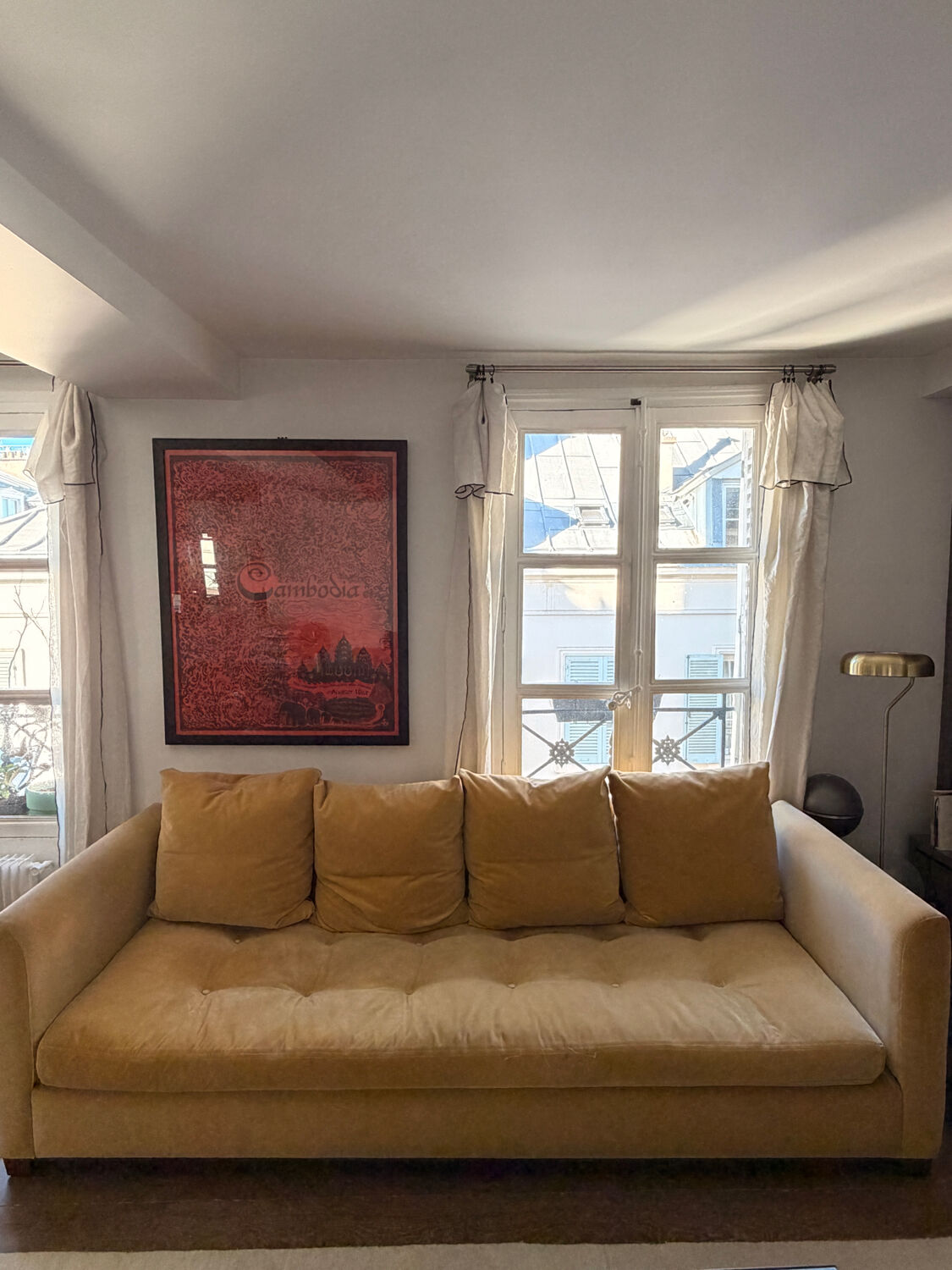 Mustard Caravan Canapé