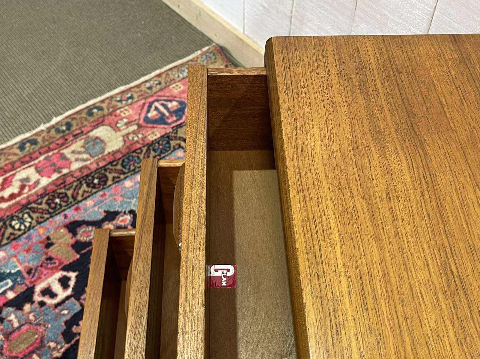English low chest of drawers by the brand G-Plan in teak from the 1970s.