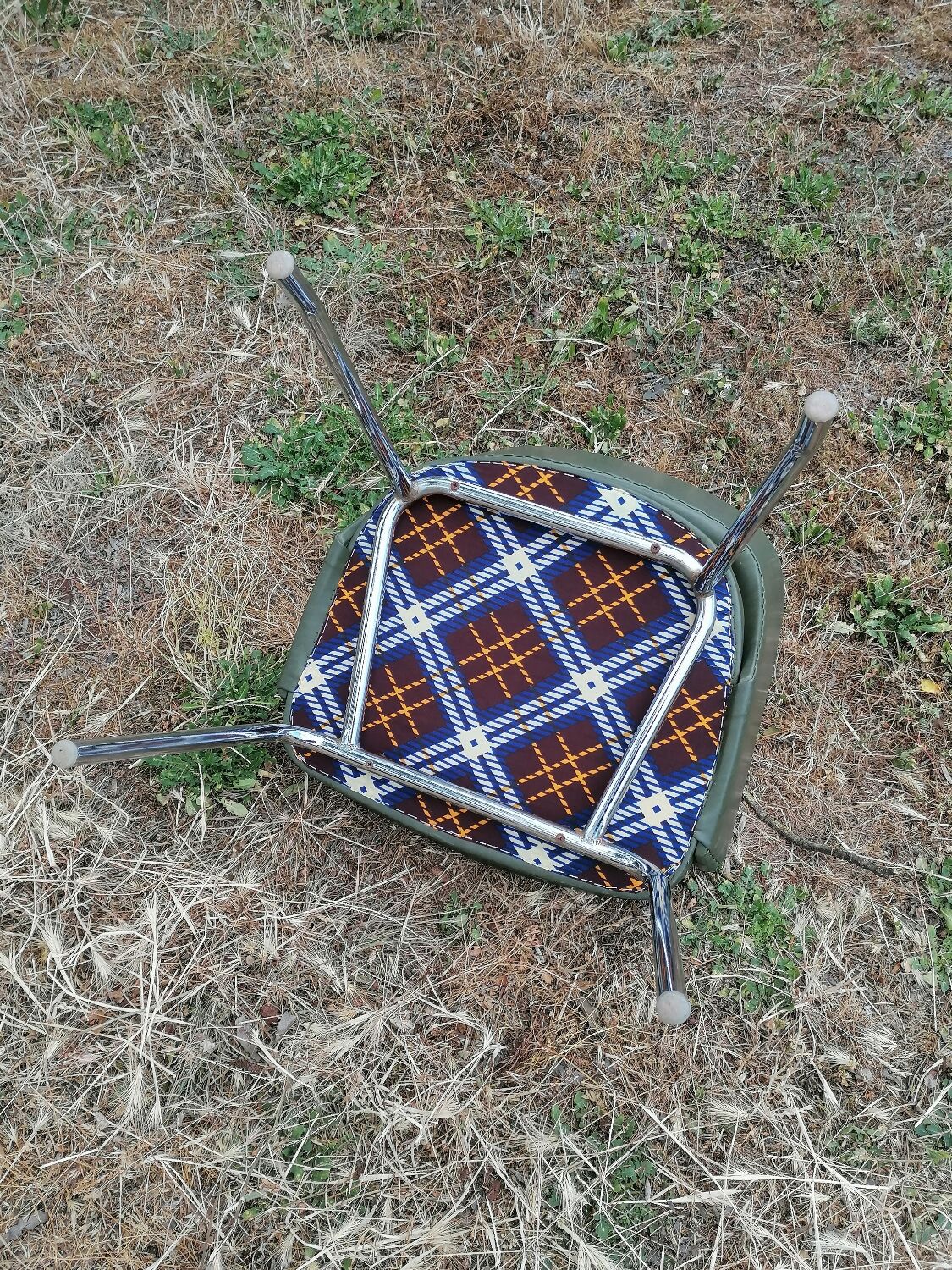 Vintage conference armchair in green skai Roset SNA