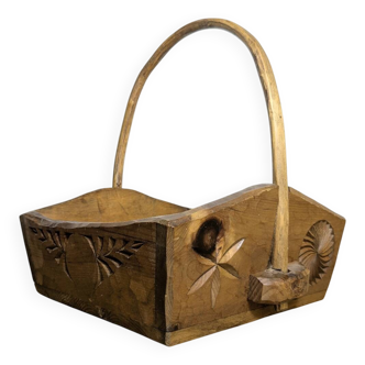 Basket in good vintage Sculpture of Queyras