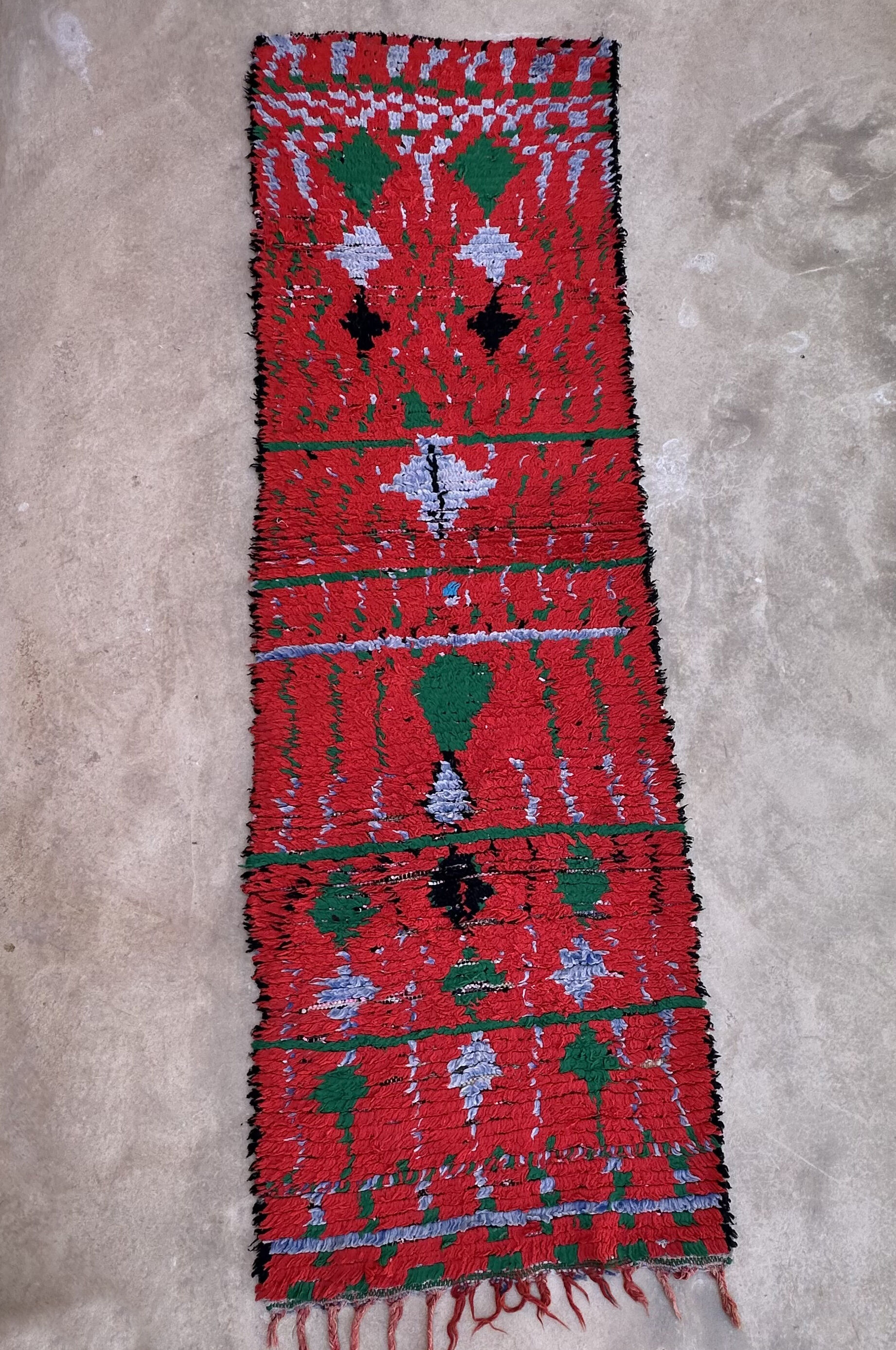 Moroccan carpet - 86 x 291 cm