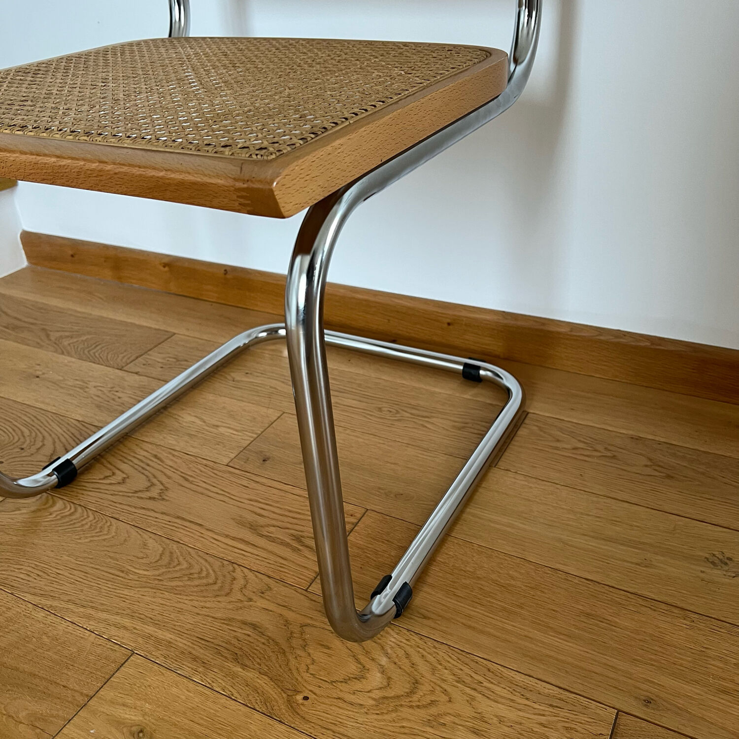 B32 chair Marcel Breuer