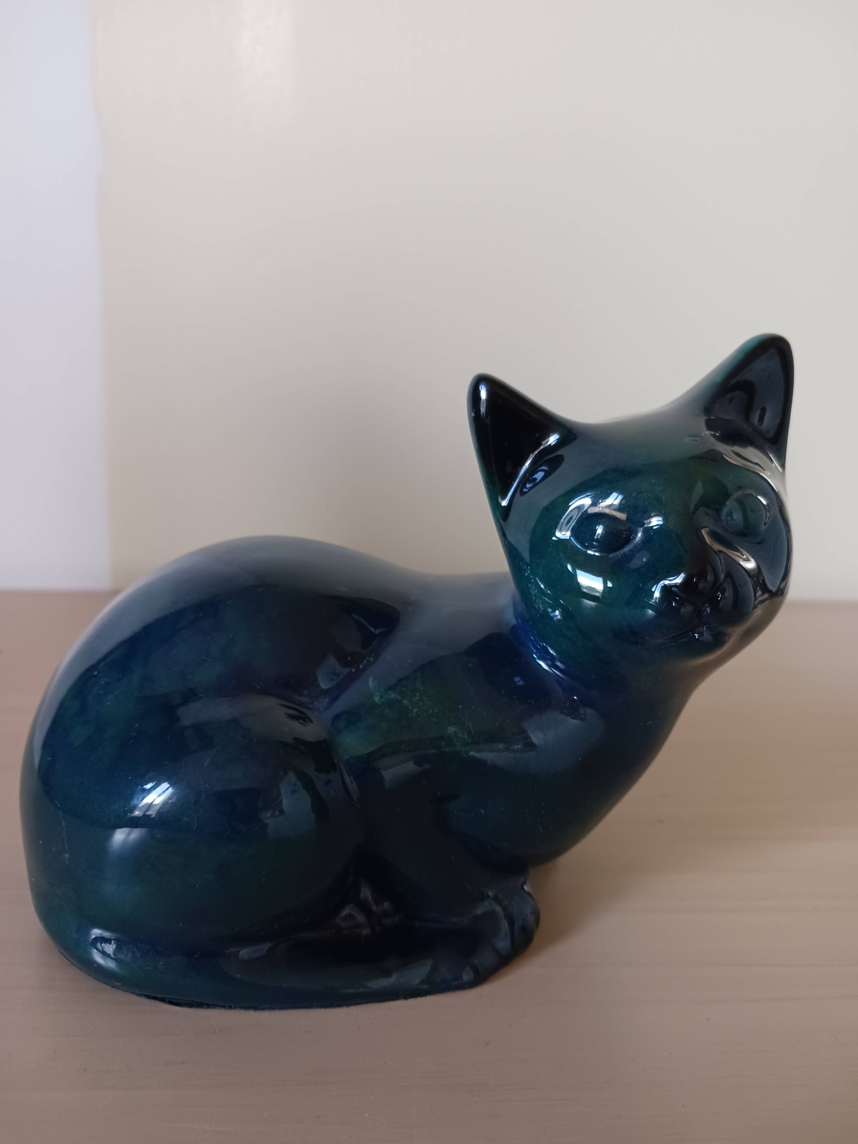 Blue ceramic cat, 1980s.