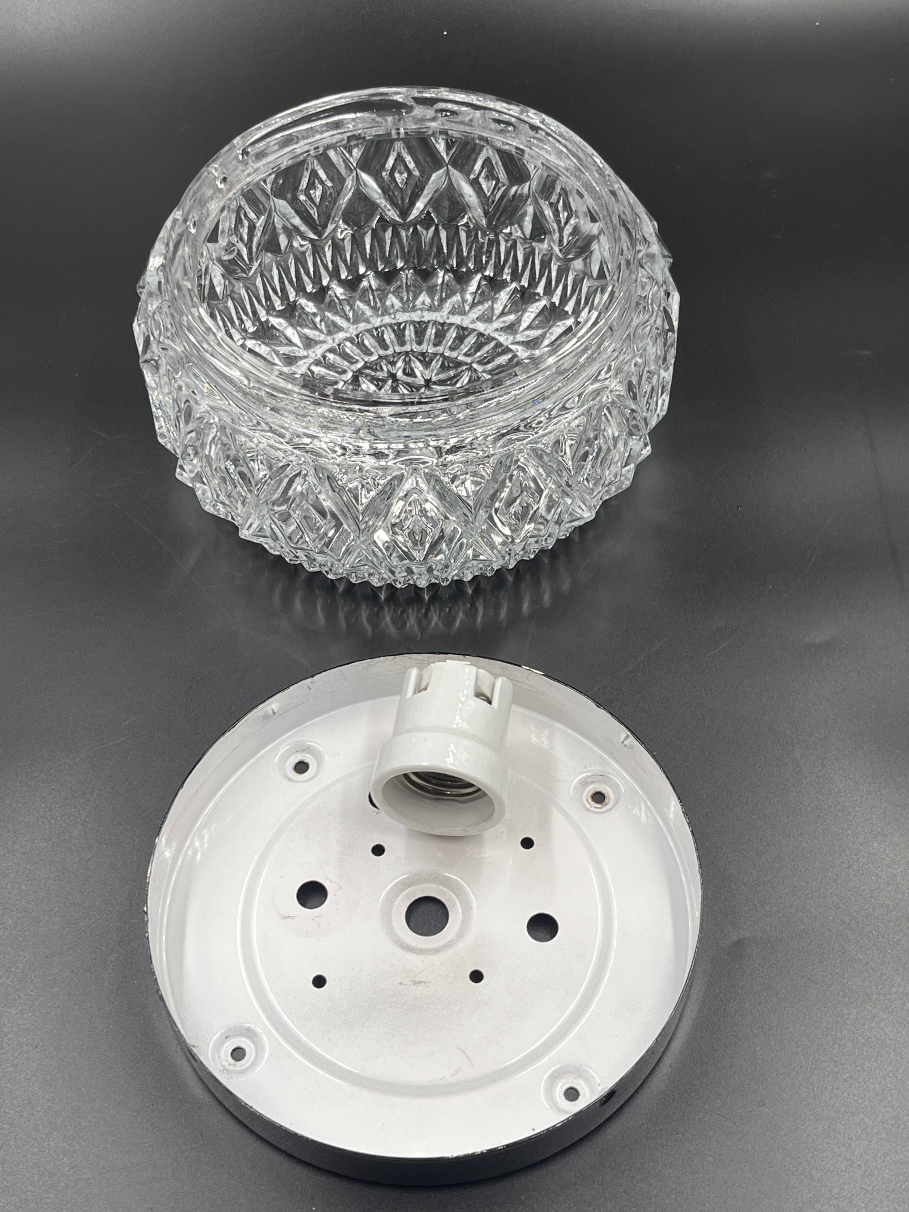 Plafonnier en verre relief