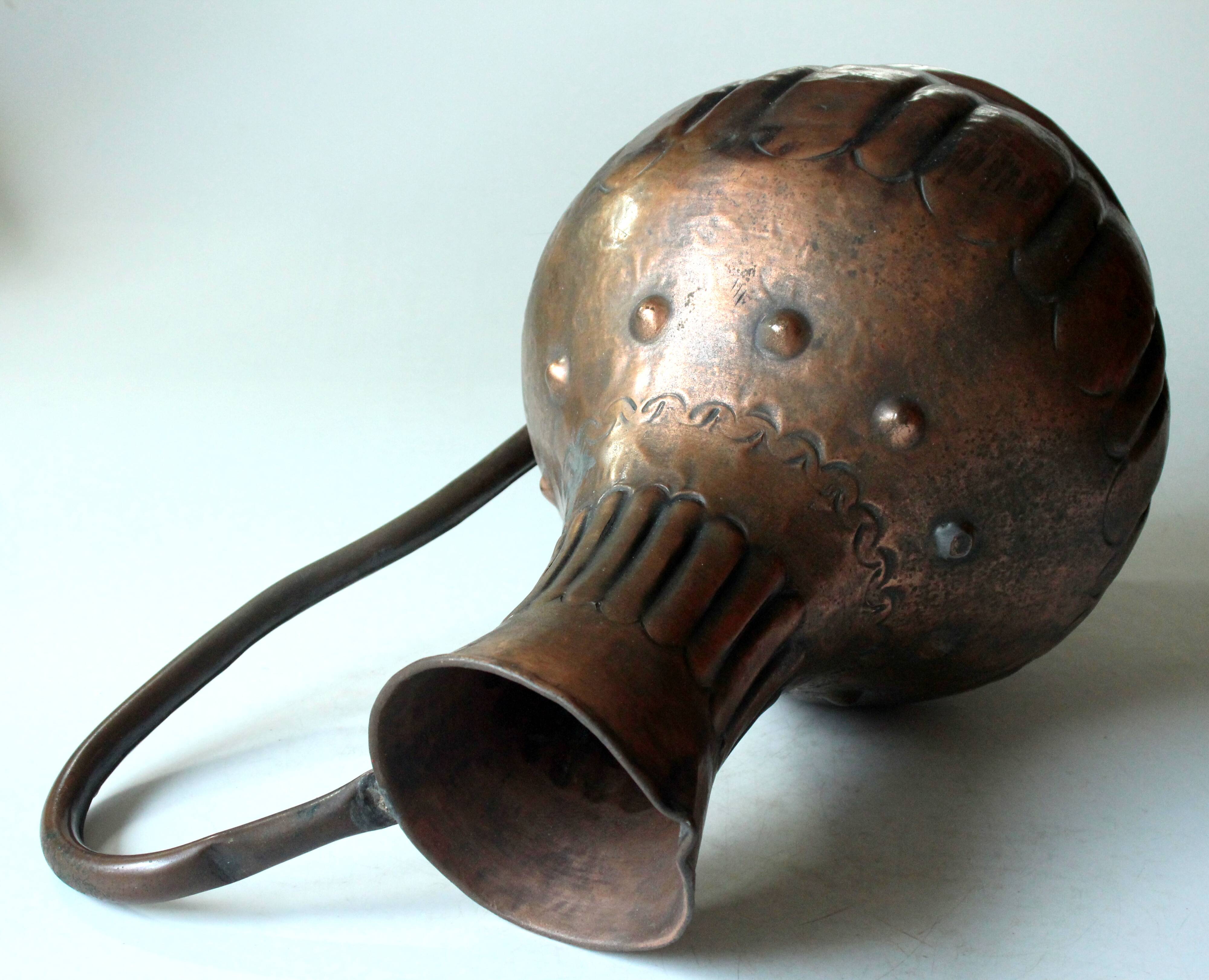 Vase en cuivre