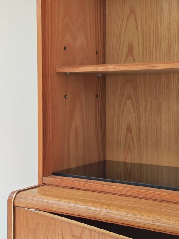 Buffet / Vaisselier U369/383 par Bohumil Landsman et Hubert Nepozitek pour Jitona 1960