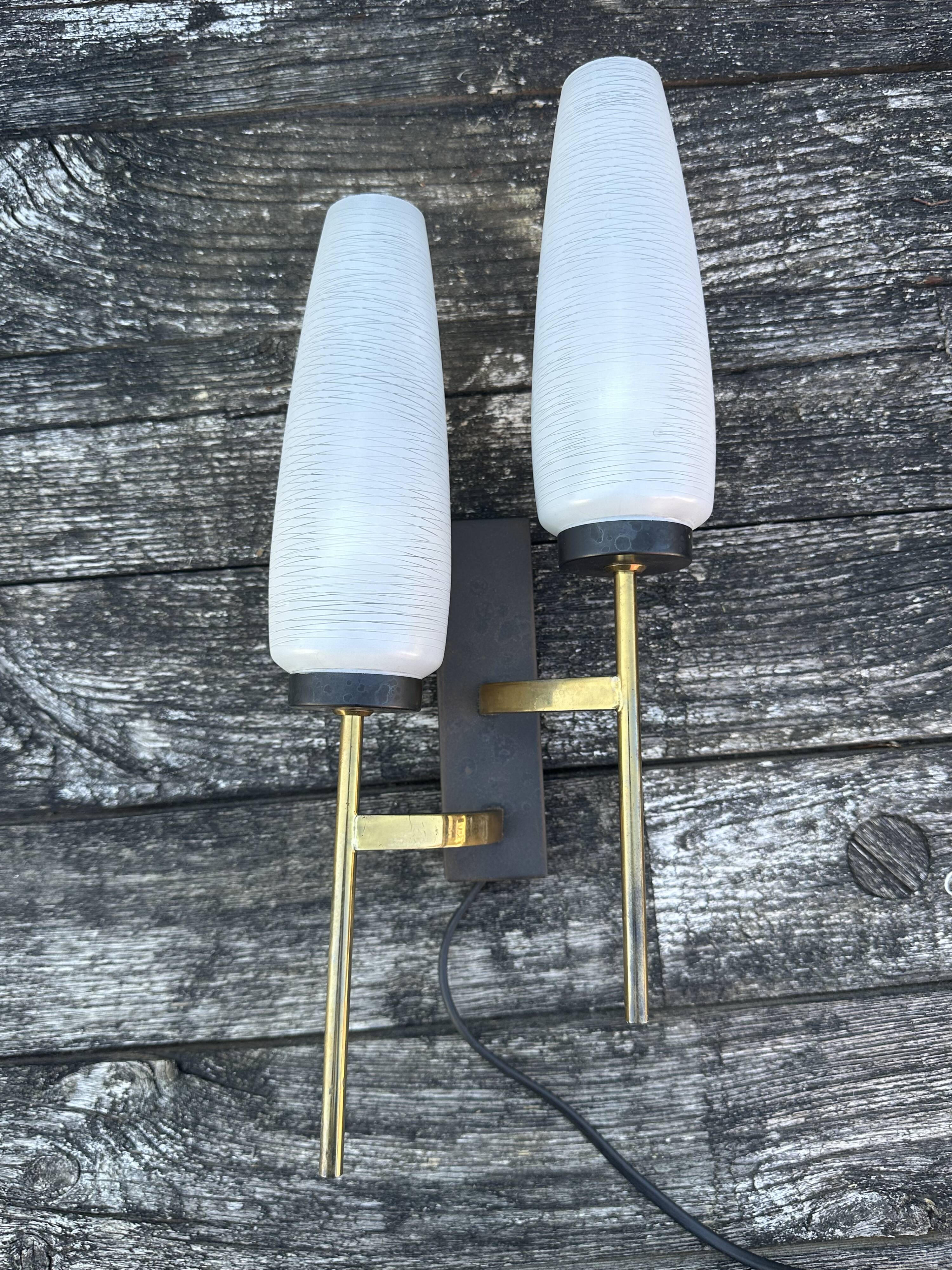 Lunel double wall light in brass and metal, vintage 1950s