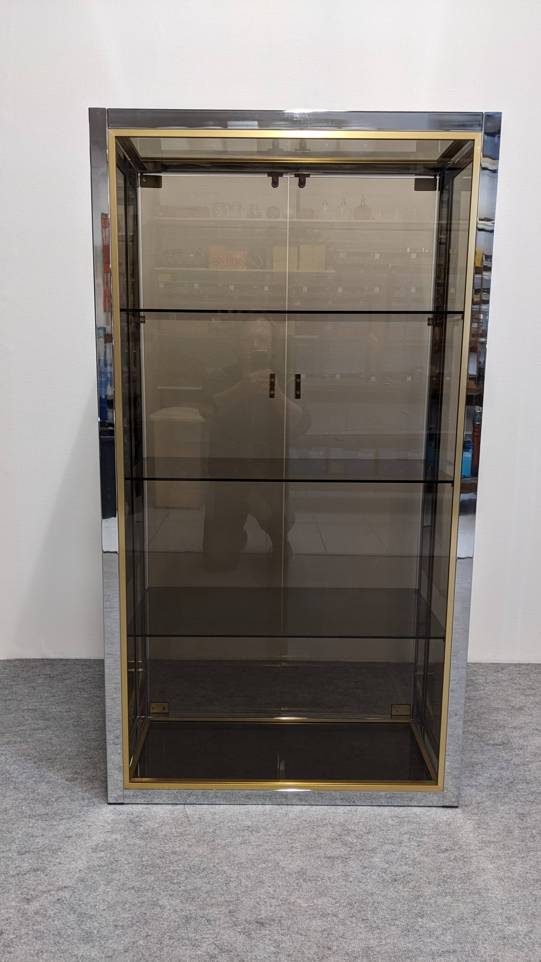 Hollywood Regency display cabinet by Renato Zevi, Italy circa 1970
