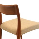 Ensemble de 4 chaises de salle à manger danoises en teck "Borup".