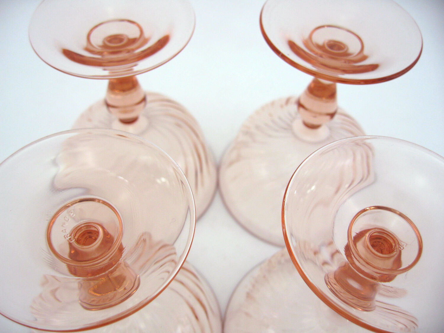 4 champagne glasses in powder pink twisted glass - Rosaline Luminarc Arcoroc - vintage 80s