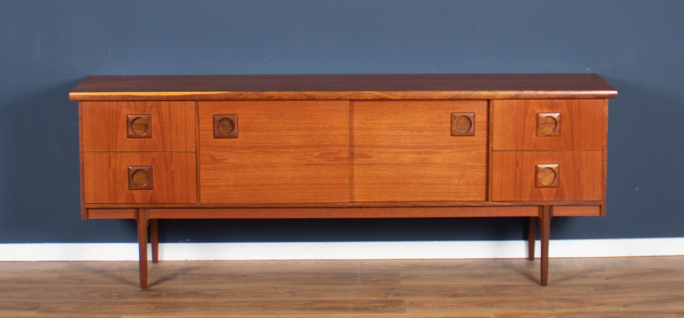 Enfilade e, teck 1960