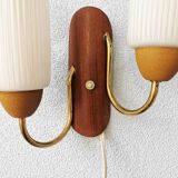 Teak wall lamp for the 70s