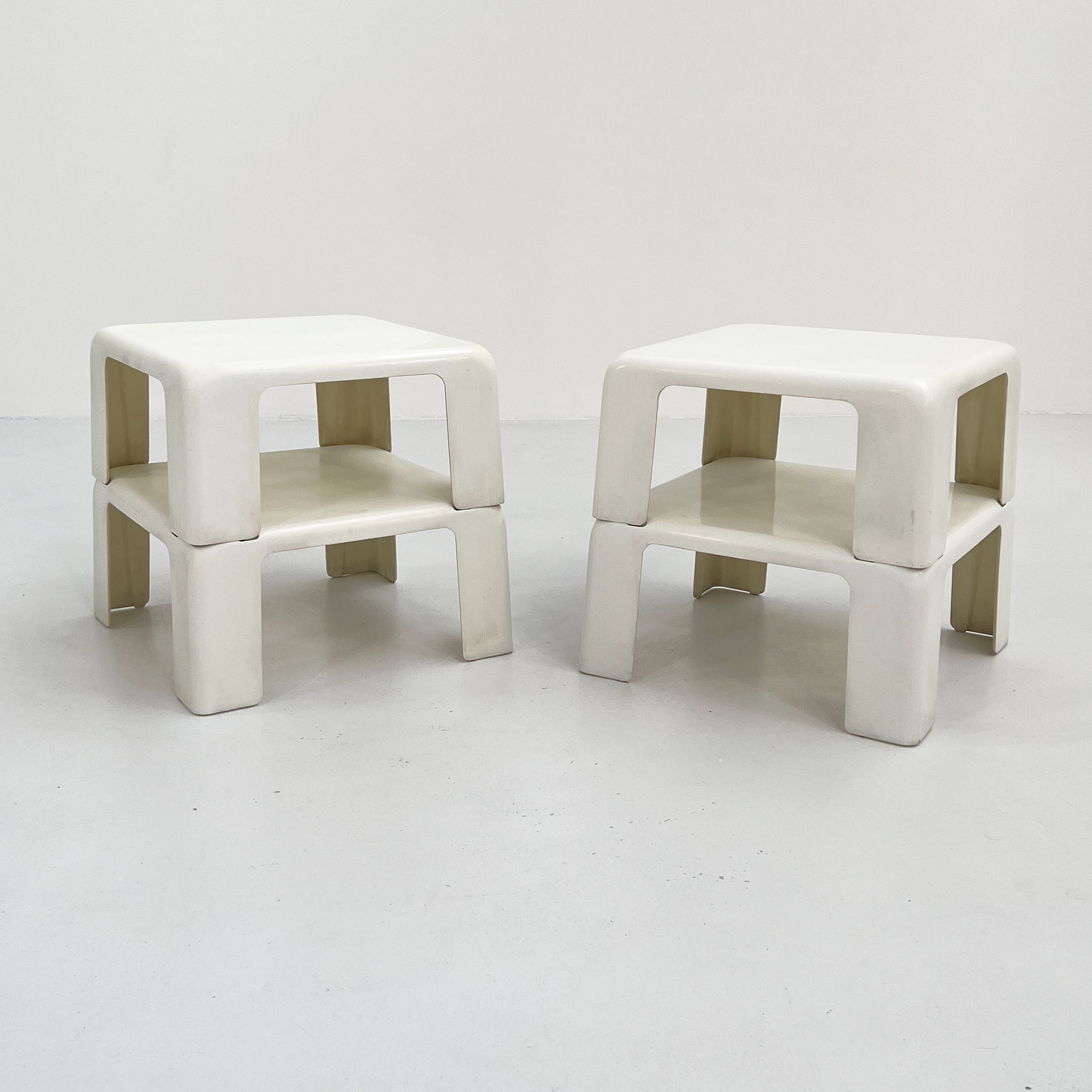 Set of 4 white "Quattro Gatti" side tables by Mario Bellini for C&B Italia, 1960
