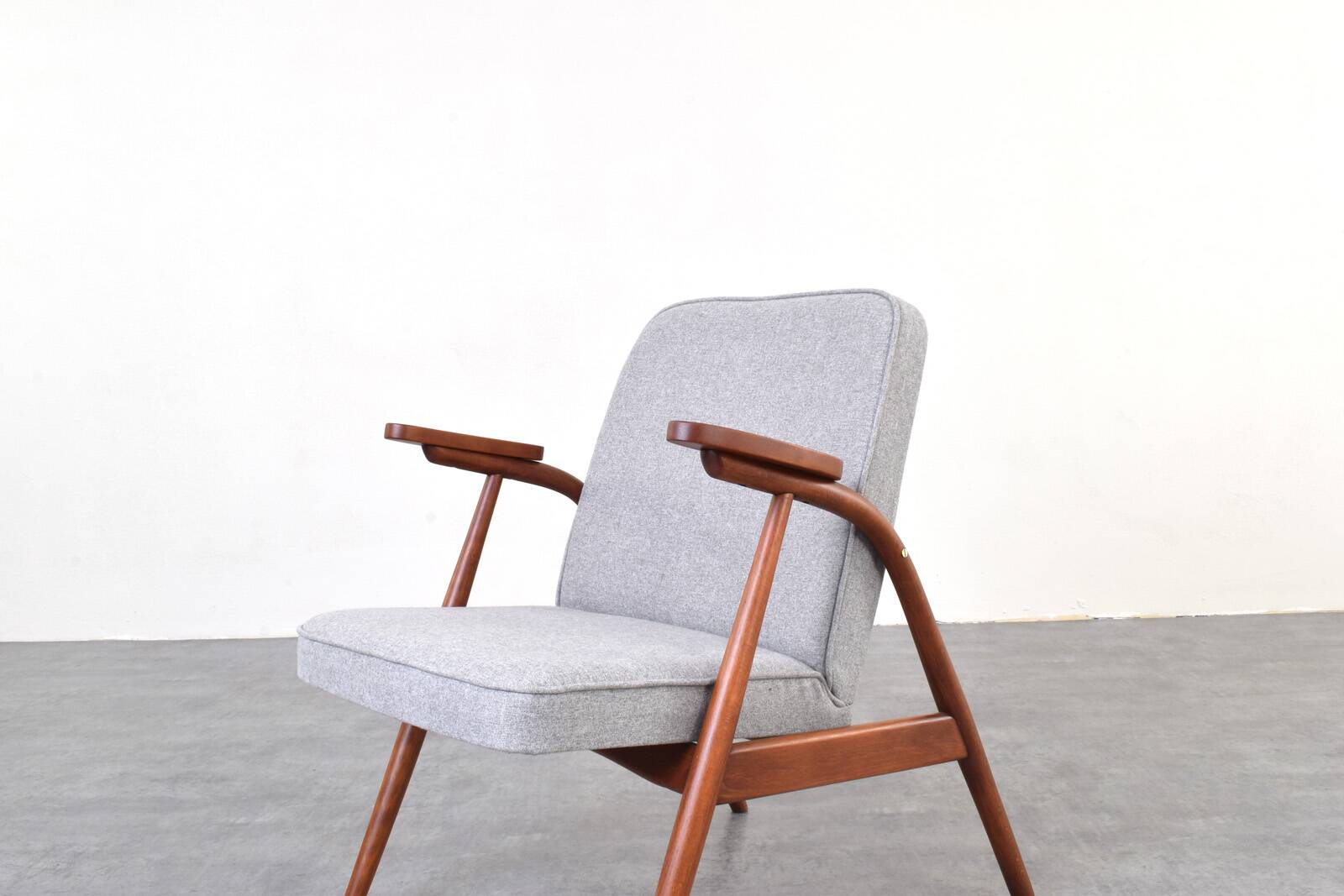Mid-Century Polish Lounge Chair, 1960s.