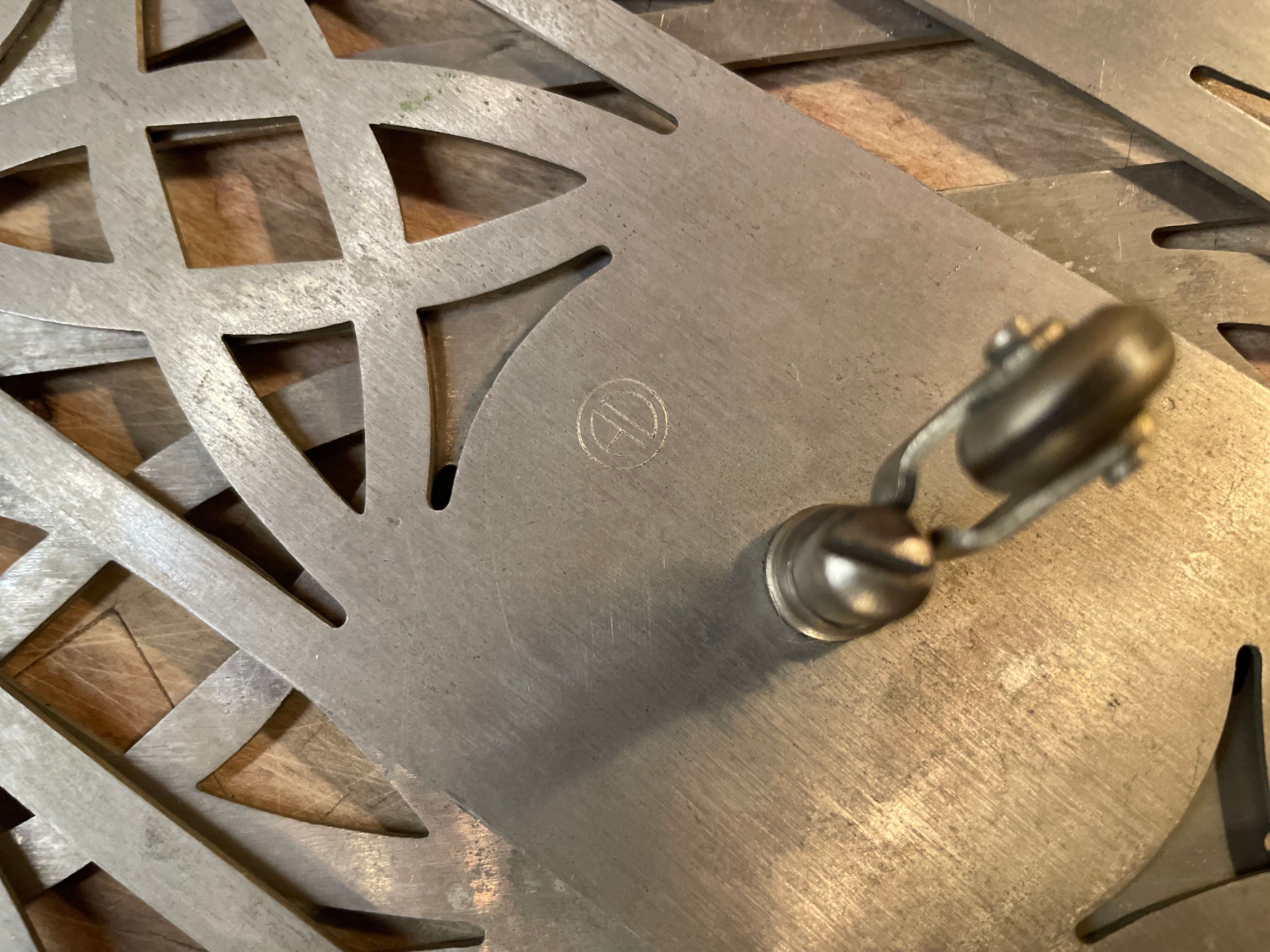 Flat underside accordion with wheels 1930