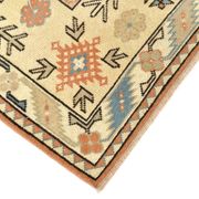 Tapis persan carré saumon et crème, 194x212 cm