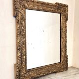 Antique gilded mirror "Ambroise" – timeless elegance and poetry