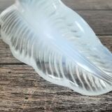 Opalescent glass leaf knife holder