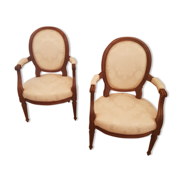 Paire de fauteuils époque Louis XVI vers 1780