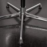 Charles and Ray Eames Aluminum Group chair.