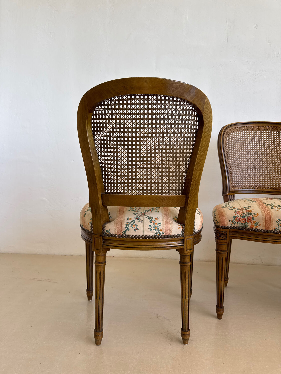 Lot of 4 Louis XVI chairs