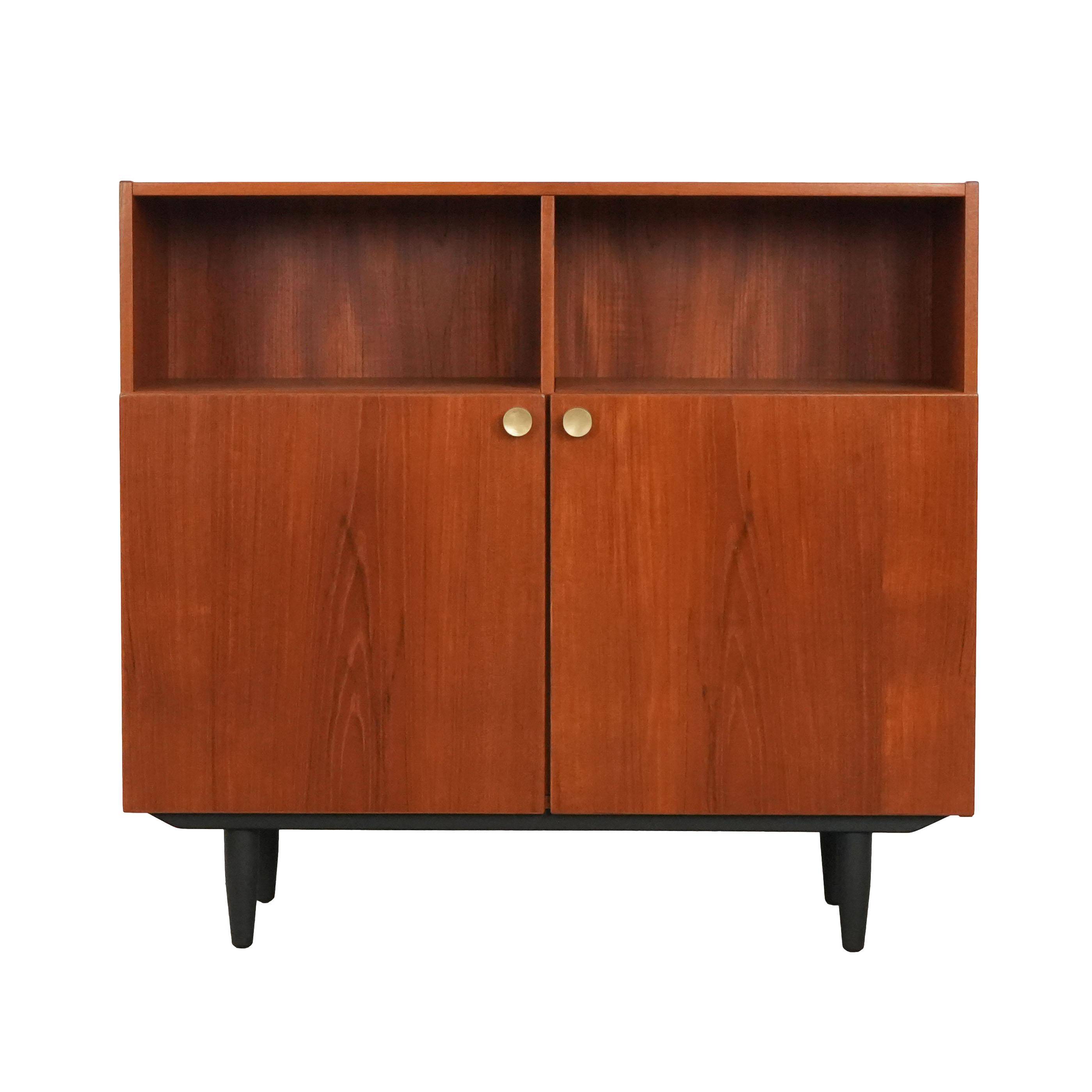 Buffet danois en teck, années 1970