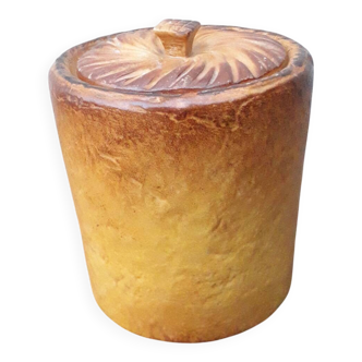 Pot covered in trompe l'œil