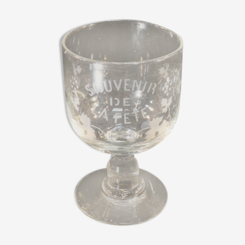 Ancien verre a pied decor floral souvenir de la fete vierzon thouvenin