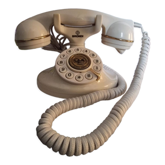 Téléphone