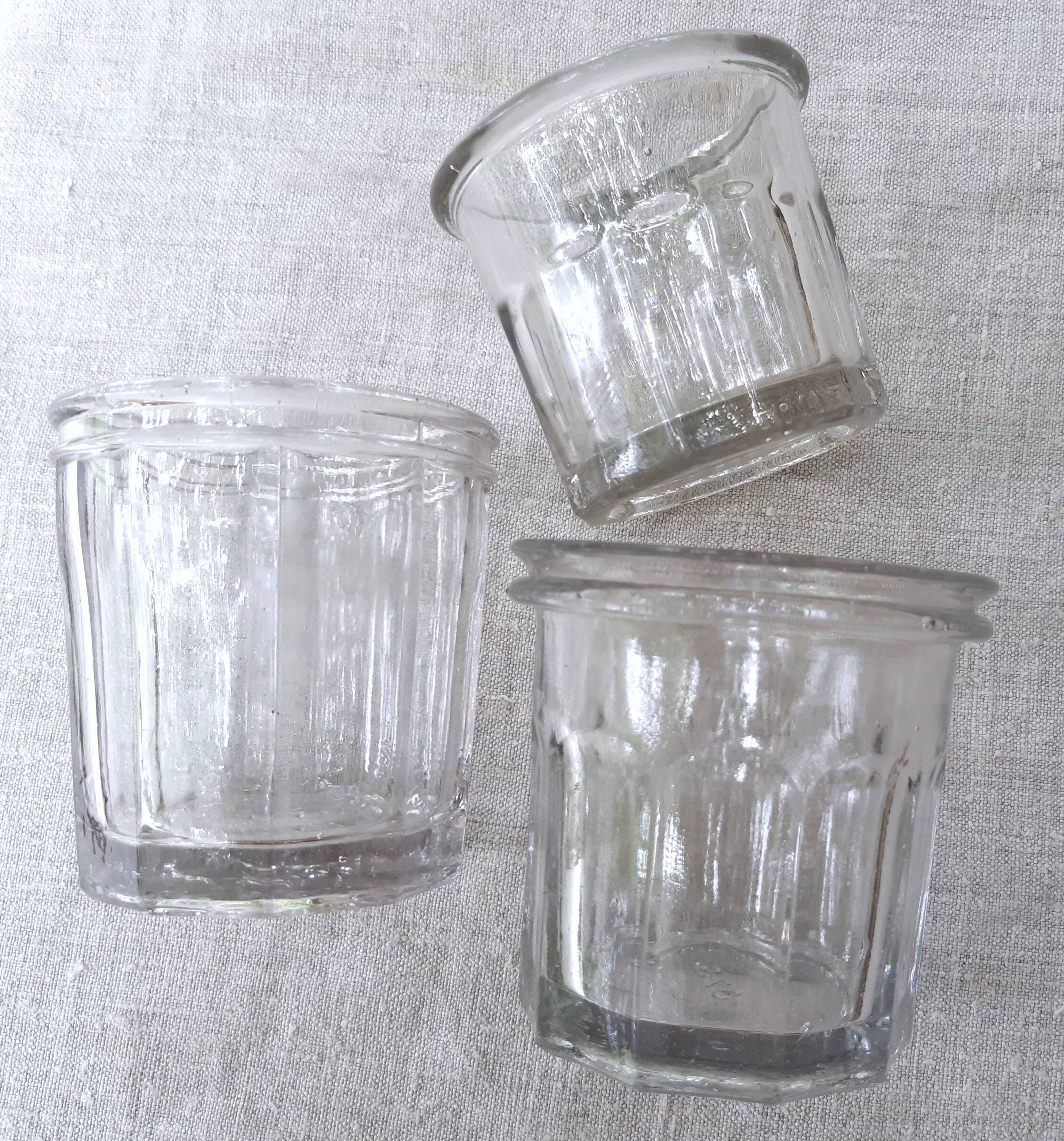 Blown glass jars for jams