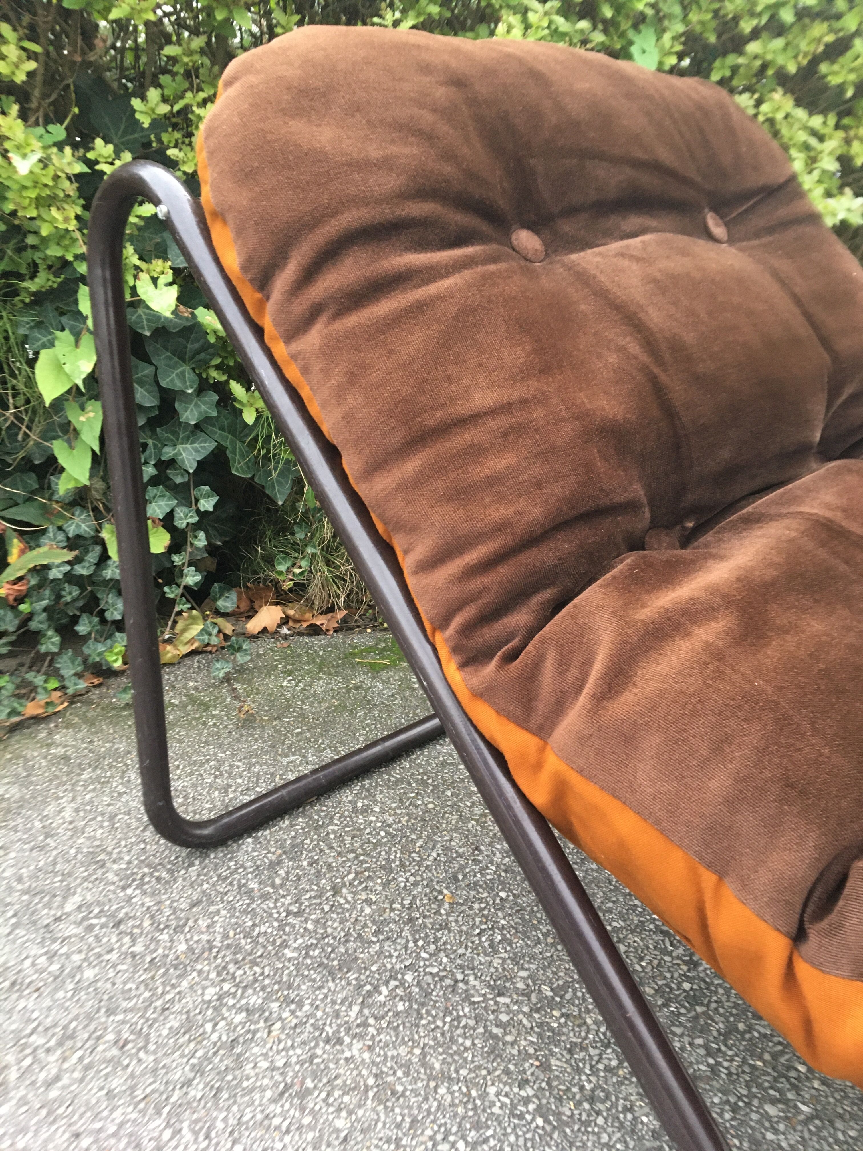2 brown armchairs from the 70