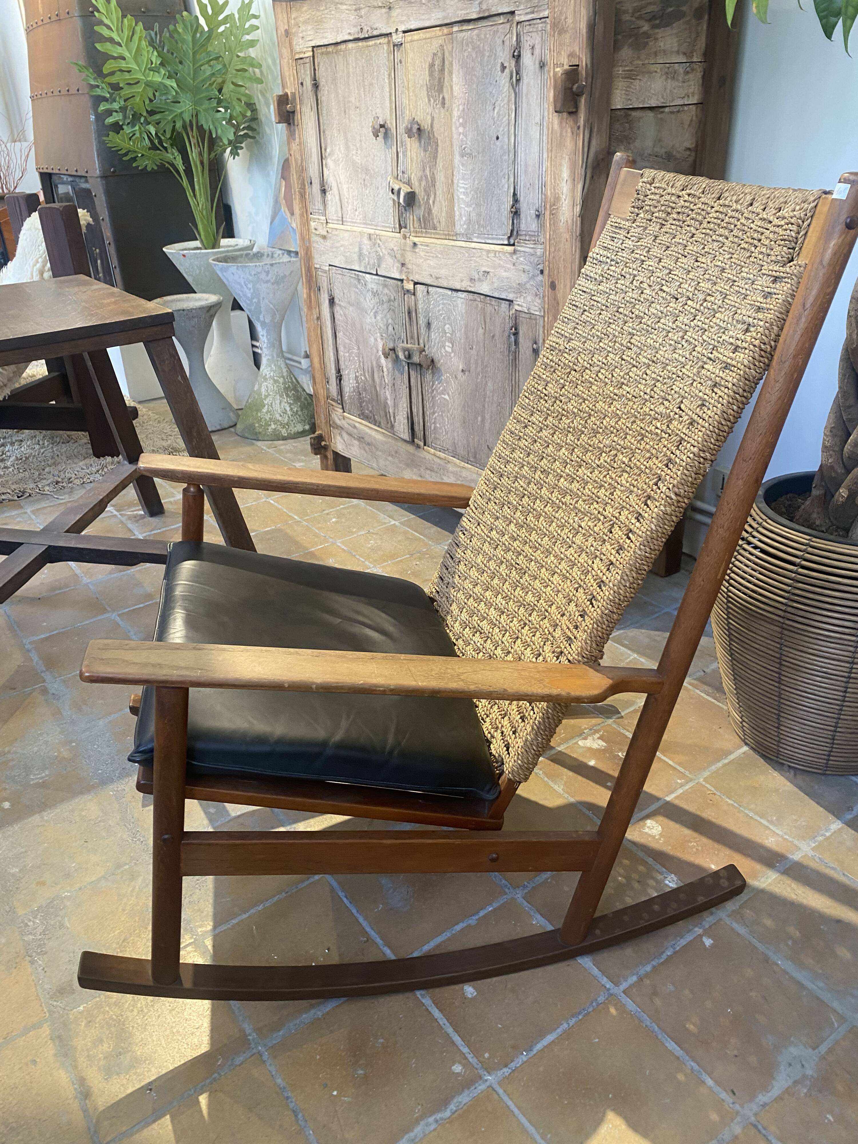 Roking chair by Hans Olsen edition Juul Kristensen 1950