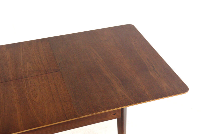 Rectangular Extendable Dining Table "Nichtevecht"