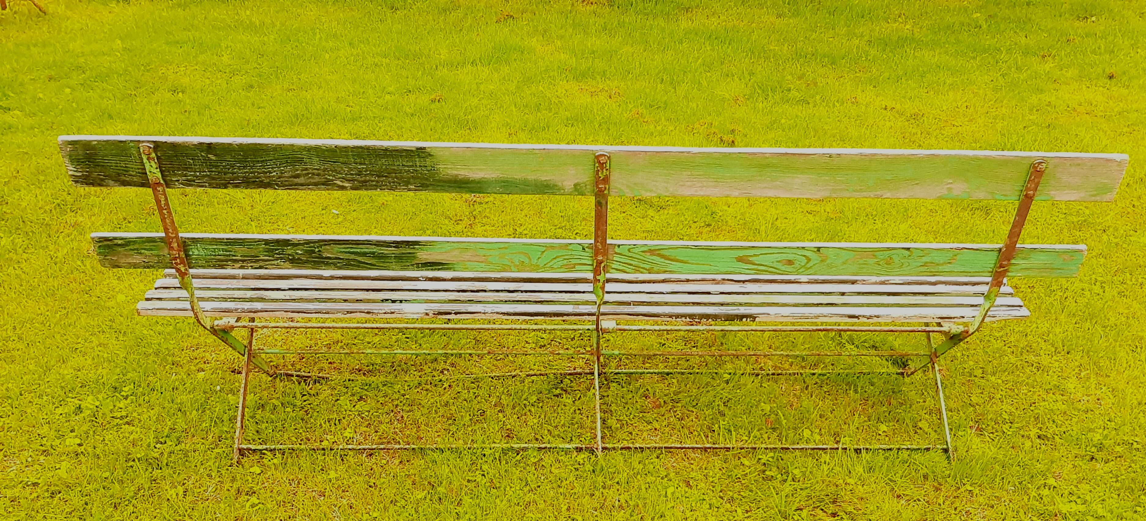 Folding garden bench