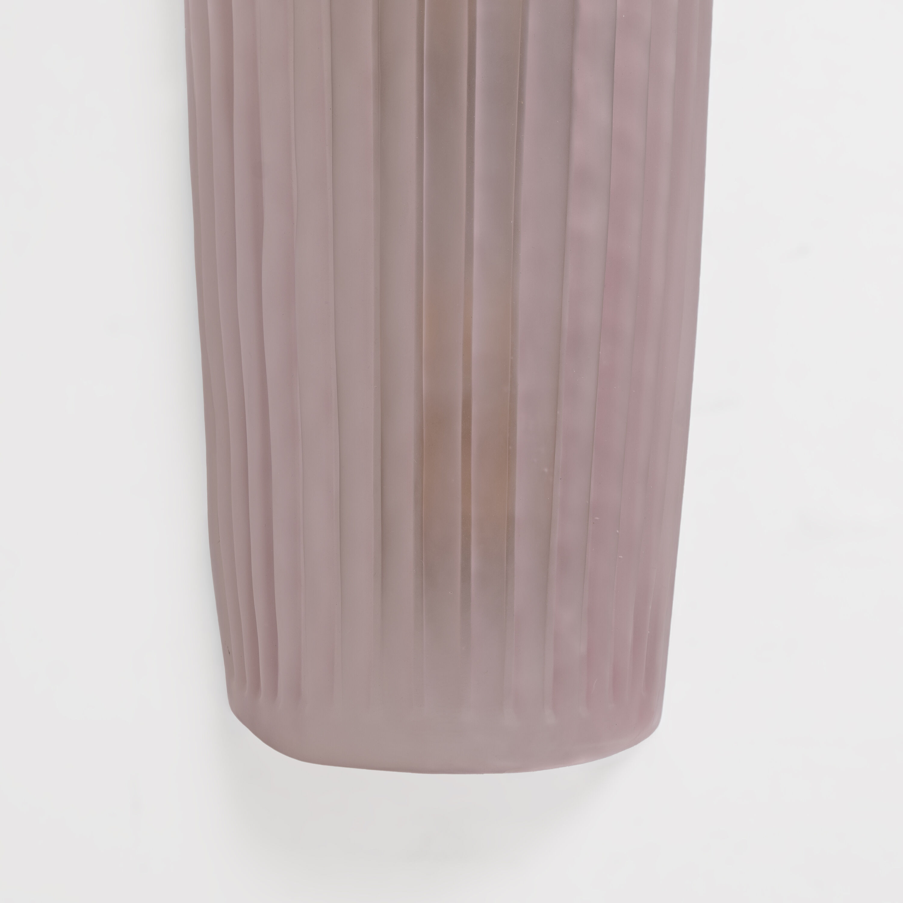 Pair of Murano Glass Wall Sconces in Pink Ribbed Glass and Brass, Italy