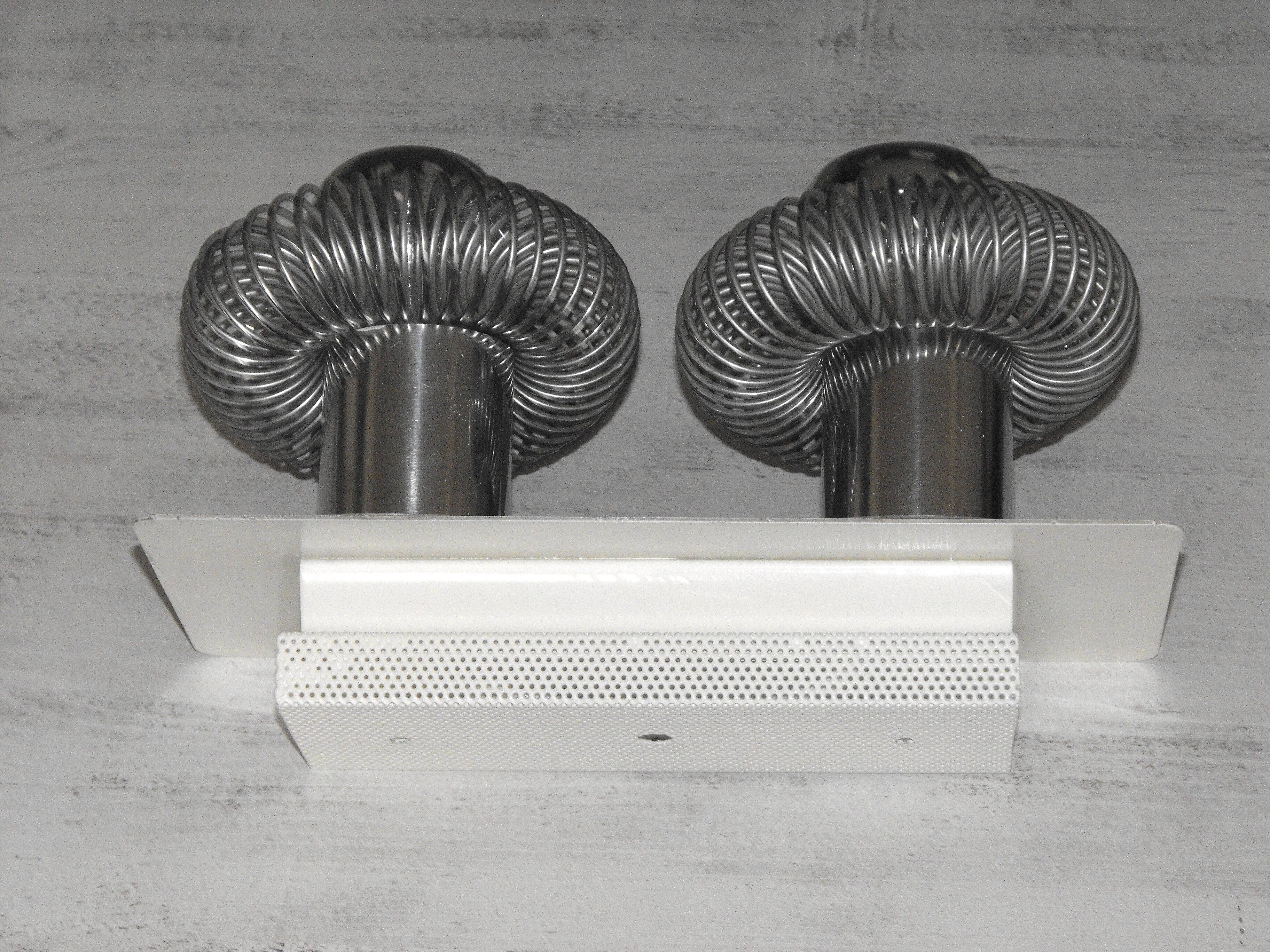 Andrea Lazzari's wall lamp 70