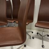 Chaise Oxford à dossier haut par Arne Jacobsen pour Fritz Hansen